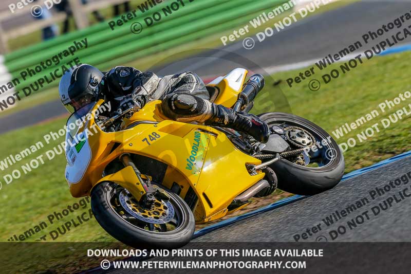 PJM Wedding Photography;enduro digital images;event digital images;eventdigitalimages;mallory park;mallory park photographs;mallory park trackday;mallory park trackday photographs;no limits trackdays;peter wileman photography;racing digital images;trackday digital images;trackday photos